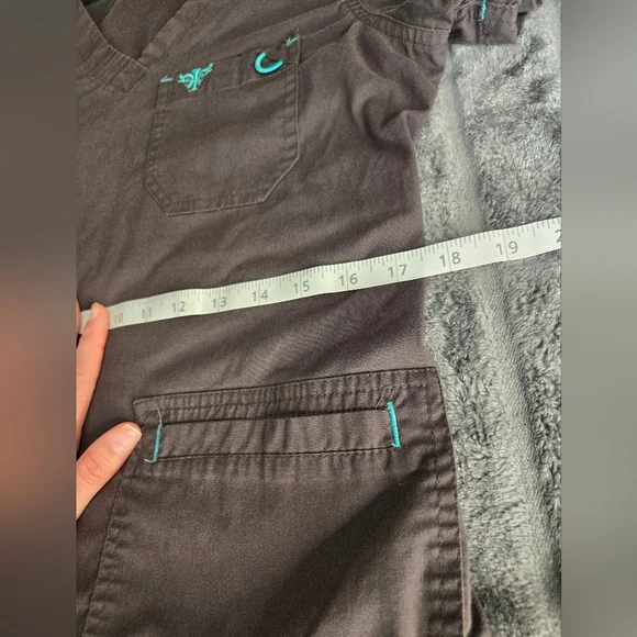 Dark Grey Med Couture V-Neck Scrub Top Women's Size Small - Picture 3 of 4